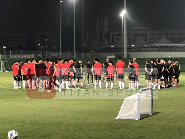 2026世界杯客户端安装-国足恢复一日两练：张琳芃尹鸿博单练 池忠国缺席