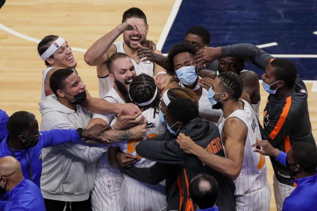 2026世界杯直播官网入口-大场面不乱阵脚 新秀天秀绝杀助魔术脱身泥潭